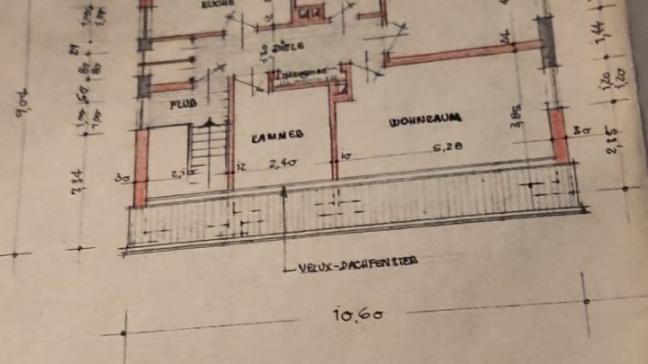 Freiistehendes gepflegtes 2-3 FH mit Wintergarten, Garage, sofort verfügbar