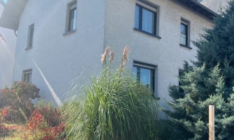 Großzügiges  1-2 Familienhaus in Wallerfangen-Ittersdorf zu verkaufen