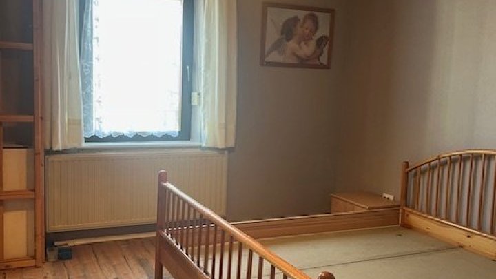 Großzügiges  1-2 Familienhaus in Wallerfangen-Ittersdorf zu verkaufen