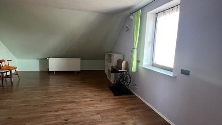 Großzügiges  1-2 Familienhaus in Wallerfangen-Ittersdorf zu verkaufen