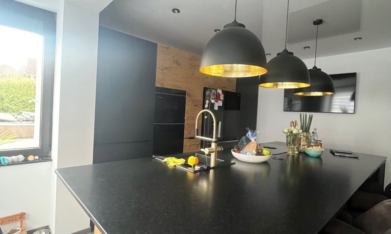 Modernes Traumhaus in Großrosseln - Stilvolles Wohnen mit Kamin, Pholtovoltaik und Pool auf großem Grundstück