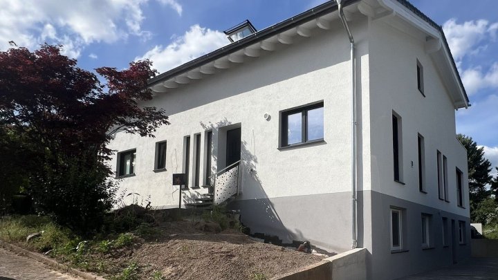 Ihr Traumhaus mit Einliegerwohnung und vielen Extras - modernes Wohnen in Großrosseln