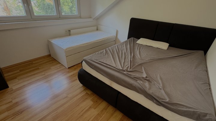 Als Kapitalanlage oder Eigenbedarf kleines Reihenhaus zentral gelegen mit Terrasse ohne Wiesenfläche