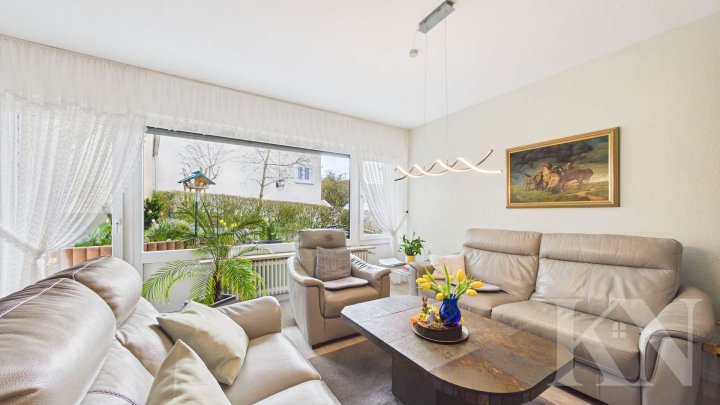 Gepflegte 2-3 Zimmer-Küche-Bad-Wohnung in ruhiger Lage