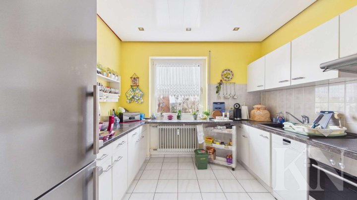 Gepflegte 2-3 Zimmer-Küche-Bad-Wohnung in ruhiger Lage