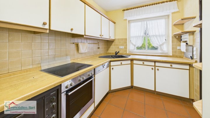 WOHNHAUS MIT 458 M² WOHNFLÄCHE IN LOSHEIM-HAUSBACH