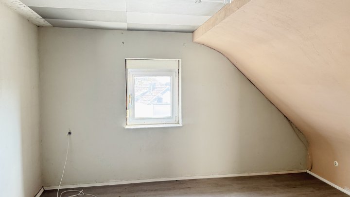 Renovierungsbedürftiges Reihenendhaus mit Potential in zentraler Lage von Dillingen-Diefflen