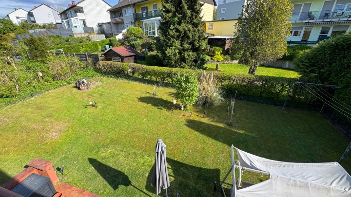 BESTE LAGE - Vollvermietetes 3-Familienhaus mit 2 Garagen und Garten in Zweibrücken (Stadt)