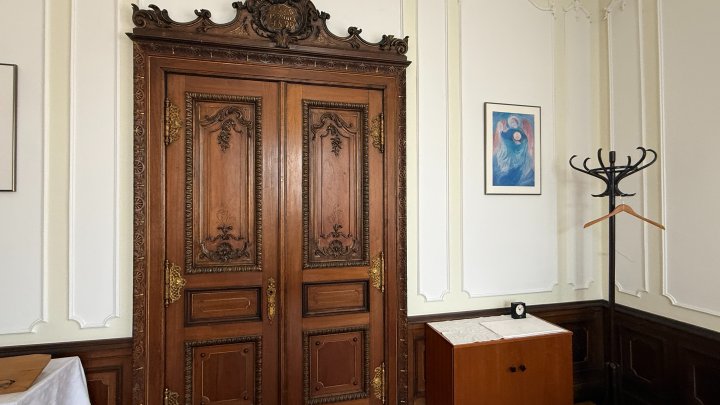 HISTORISCHE RÄUME DER VILLA SCHWINN – Gewerbefläche im EG in 66482 Zweibrücken sucht Liebhaber