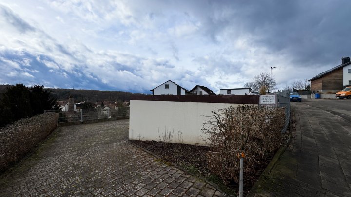 GARAGENHOF - 6 Garagen auf einem eigenem Baugrundstück in Zweibrücken-Niederauerbach