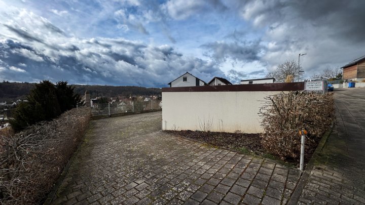 GARAGENHOF - 6 Garagen auf einem eigenem Baugrundstück in Zweibrücken-Niederauerbach