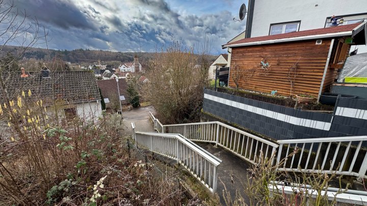 GARAGENHOF - 6 Garagen auf einem eigenem Baugrundstück in Zweibrücken-Niederauerbach