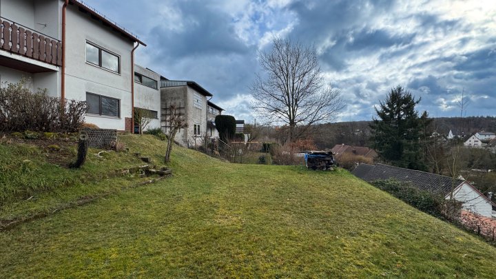 FERNBLICK - Freist. Einfamilienhaus mit ELW und Garage in Zweibrücken-Niederauerbach