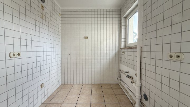 STADTMITTE - Helle 3- ZKB Wohnung im 2.OG in 66482 Zweibrücken