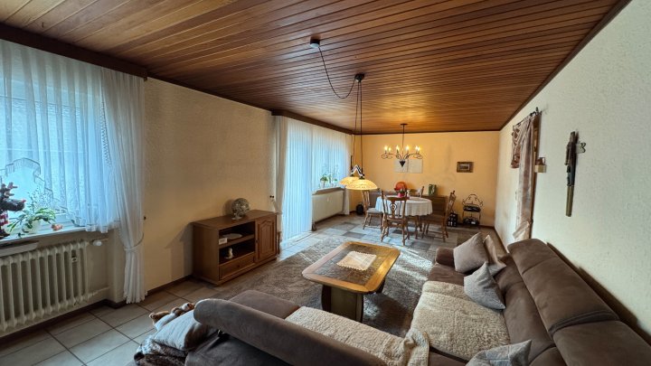 GESUCHTE LAGE - Freistehendes Zweifamilienhaus mit Garage/Garten in Zweibrücken-Niederauerbach