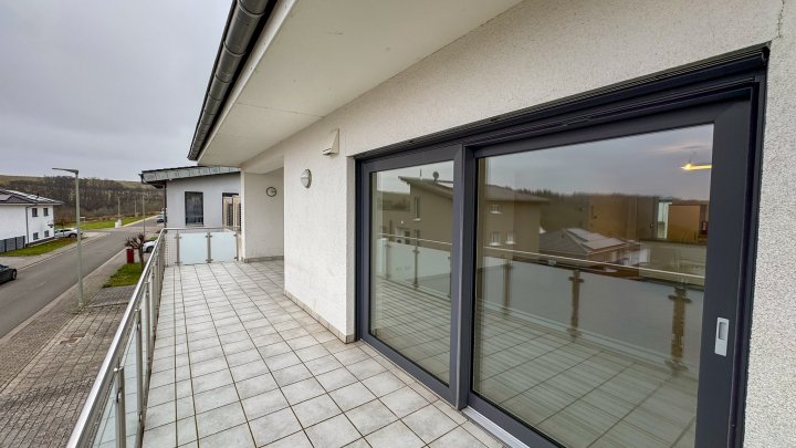 IM NEUBAUGEBIET - Freist. 2-Fam. Haus mit 2 Garagen in bester Lage von 66497 Contwig