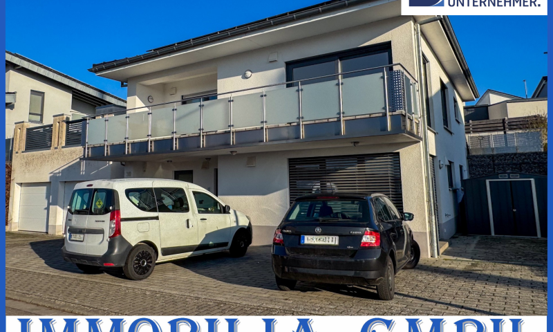 IM NEUBAUGEBIET - Freist. 2-Fam. Haus mit 2 Garagen in bester Lage von 66497 Contwig