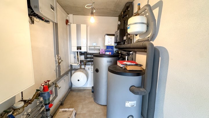 IM NEUBAUGEBIET - Freist. 2-Fam. Haus mit 2 Garagen in bester Lage von 66497 Contwig