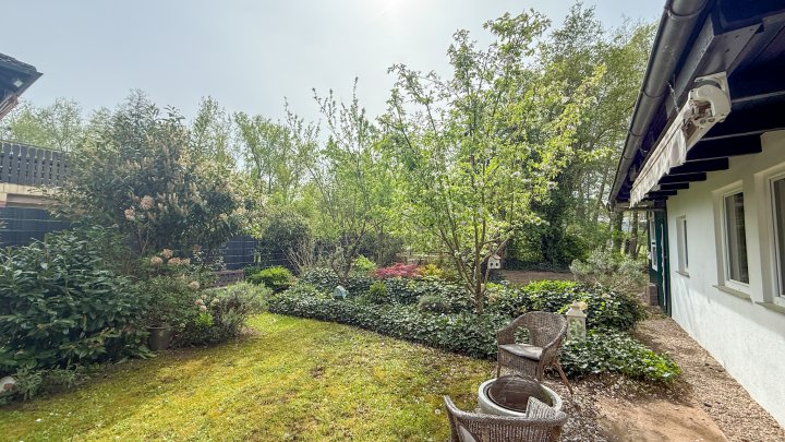 KLOSTERSTADT HORNBACH- Einfamilienhaus mit zusätzlich 2 Ferienwohnungen, Grundstück und Carport