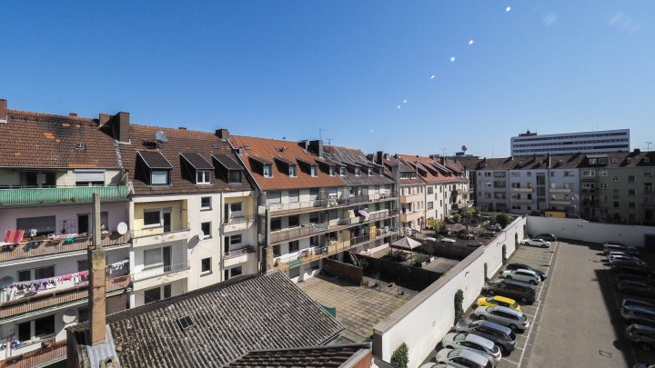 Schönes 1. Zimmer Apartment SB Innenstadt mit großzügiger Belichtung/Aufzug