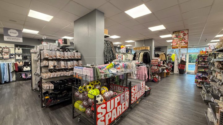 IN BESTER LAGE - Einzelhandelsfläche/Lagerfläche mit Tiefgaragenstellplätzen in Saarbrücken-City