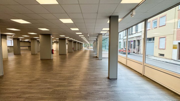IN BESTER LAGE - Einzelhandelsfläche/Lagerfläche mit Tiefgaragenstellplätzen in Saarbrücken-City