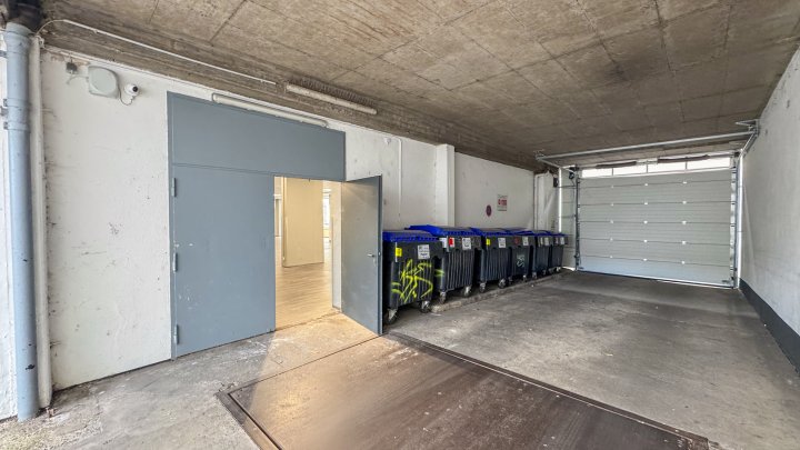 IN BESTER LAGE - Einzelhandelsfläche/Lagerfläche mit Tiefgaragenstellplätzen in Saarbrücken-City