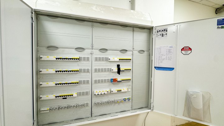 IN BESTER LAGE - Einzelhandelsfläche/Lagerfläche mit Tiefgaragenstellplätzen in Saarbrücken-City