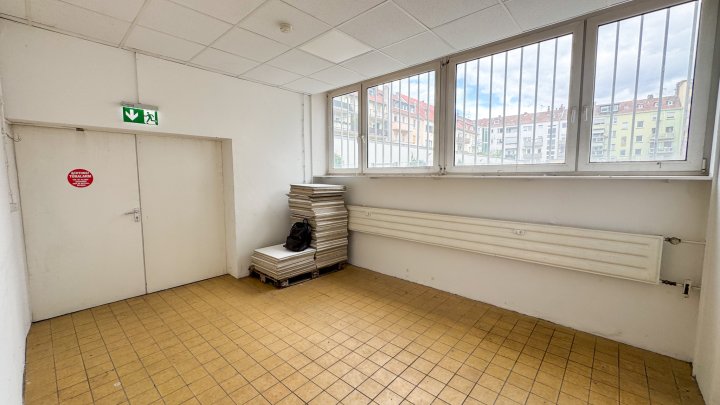 IN BESTER LAGE - Einzelhandelsfläche/Lagerfläche mit Tiefgaragenstellplätzen in Saarbrücken-City