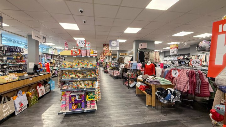 IN BESTER LAGE - Einzelhandelsfläche/Lagerfläche mit Tiefgaragenstellplätzen in Saarbrücken-City