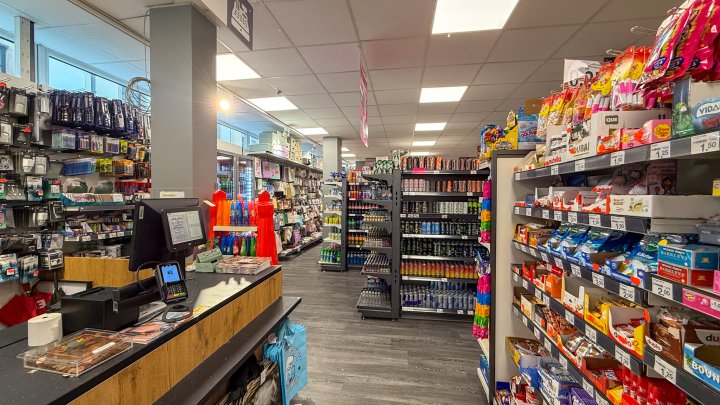 IN BESTER LAGE - Einzelhandelsfläche/Lagerfläche mit Tiefgaragenstellplätzen in Saarbrücken-City