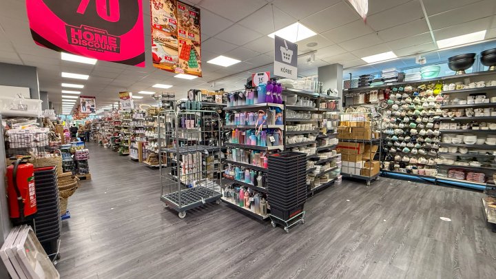 IN BESTER LAGE - Einzelhandelsfläche/Lagerfläche mit Tiefgaragenstellplätzen in Saarbrücken-City