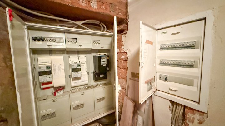 HANDWERKERHAUS - Renovierungsbedürftiges Einfamilienhaus mit Grundstück in Käshofen