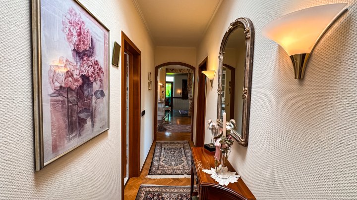 WOHNIDYLLE - Traumhaftes Einfamilienhaus mit ELW und Garage in bester Stadtlage von Zweibrücken