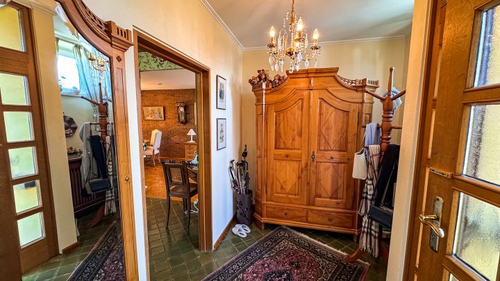 WOHNIDYLLE - Traumhaftes Einfamilienhaus mit ELW und Garage in bester Stadtlage von Zweibrücken