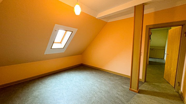 VILLA SUSANNE - Repräsentatives Anwesen mit Garage und Garten in bester Stadtlage von Zweibrücken