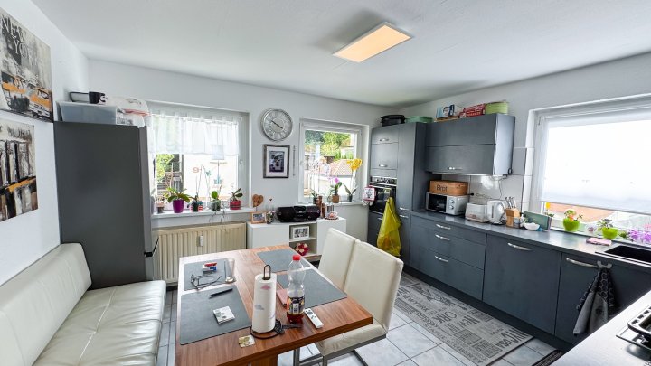 IM KLINGELTAL - Freistehendes 1-2 Fam. Haus mit Garten und Garage in Zweibrücken-Ixheim