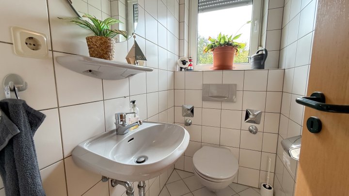 STADTNAH - 3-ZKB ETW für Selbstnutzer mit Tiefgaragenstellplatz und Balkon in 66424 Homburg