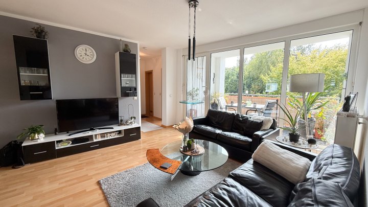 STADTNAH - 3-ZKB ETW für Selbstnutzer mit Tiefgaragenstellplatz und Balkon in 66424 Homburg