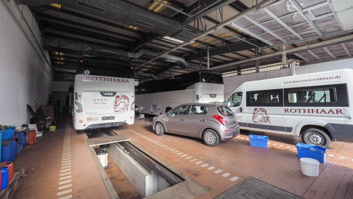 Interessante Gewerbehalle mit Hebebühne und Waschanlage für LKW-Fahrzeuge in 66482 Zweibrücken