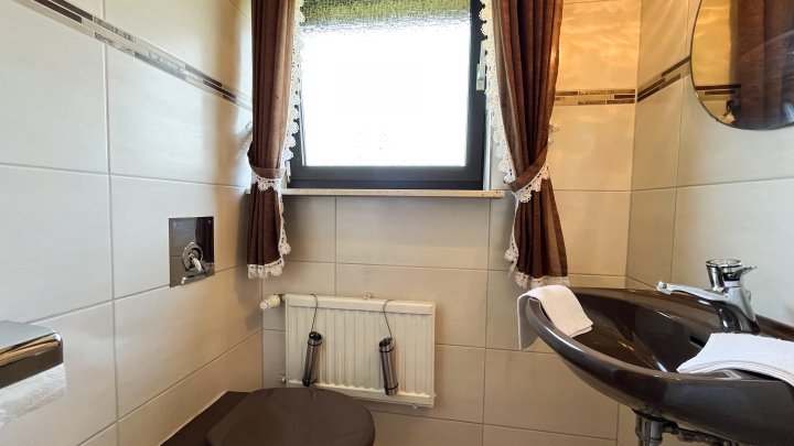 Im Klingeltal- Besonderes Einfamilienhaus mit Grundstück in bester Lage von 66482 Zweibrücken