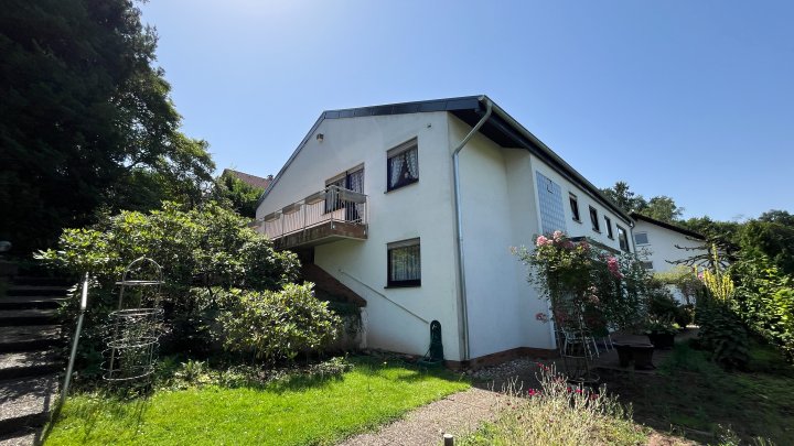 Im Klingeltal- Besonderes Einfamilienhaus mit Grundstück in bester Lage von 66482 Zweibrücken