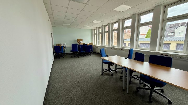 Gewerbeeinheit in Zweibrücken- 550 m² Büro-/Praxisfläche zu vermieten