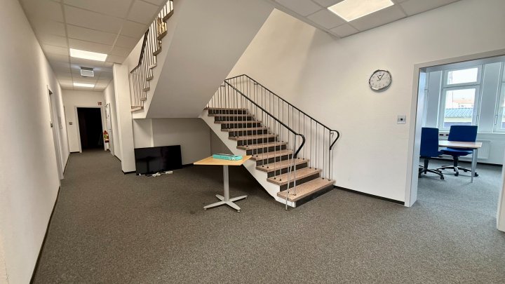 Gewerbeeinheit in Zweibrücken- 550 m² Büro-/Praxisfläche zu vermieten