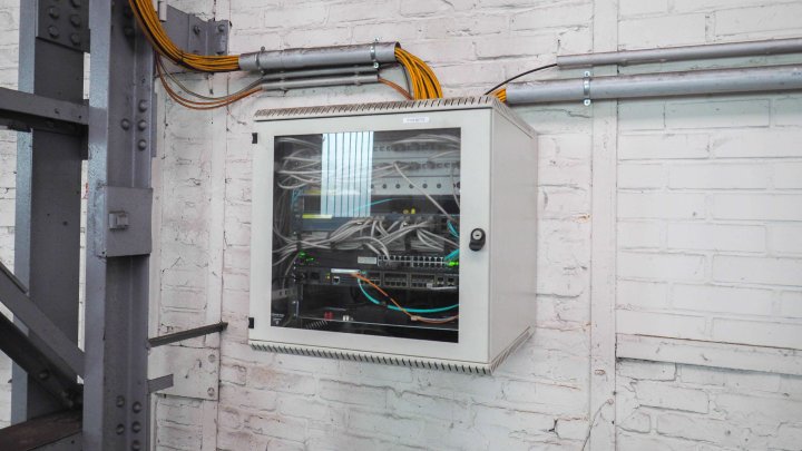 INDUSTRIEKOMPLEX - Lagerhalle/Produktionshalle mit Büroflächen im Biosphären Reservat Bliesgau