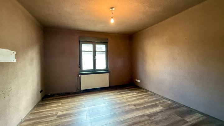 VIELFÄLTIG - Attraktive Doppelhaushälfte in bester Lage von Homburg/Kirrberg