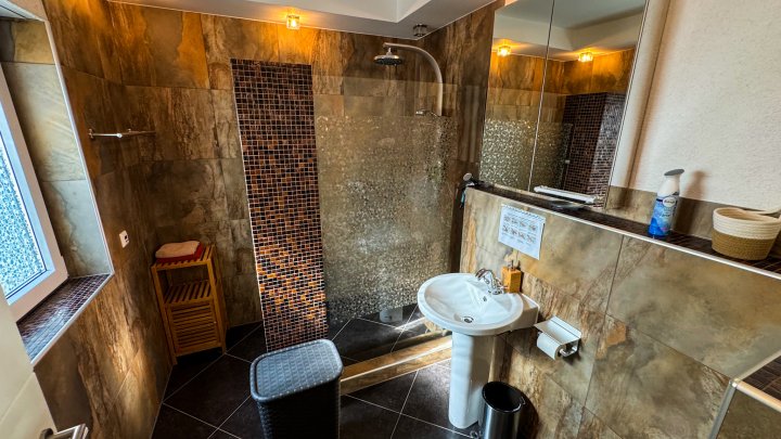 DIREKT BEZUGSBEREIT - Wohn-und Geschäftshaus in bester Gewerbelage von 66482 Zweibrücken