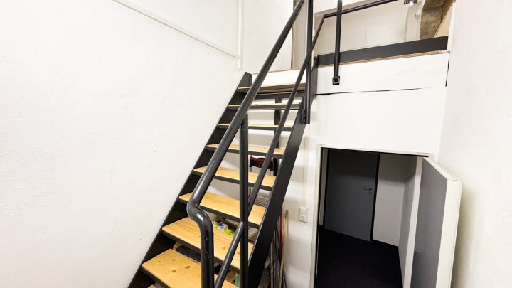 AM FLUGPLATZ - Gewerbeobjekt mit Büroflächen/Werkstatthallen/Stellplätzen in Zweibrücken