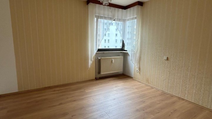 3 Zimmer-Wohnung in zentraler Lage von Saarbrücken zu verkaufen