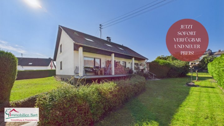 GRENZNÄHE LUXEMBURG: 2 WOHNEINHEITEN / PV-ANLAGE / 4 GARAGEN / SCHÖNER GARTEN IN TOP LAGE